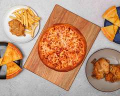Freddy's Chicken and Pizza