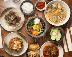 Z Town - Asian Gastro Bar (Elk Grove)
