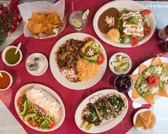 LAS CAZUELAS DE LA TIA KRIS (Cancún)