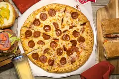 Em's Pizza & Burgers